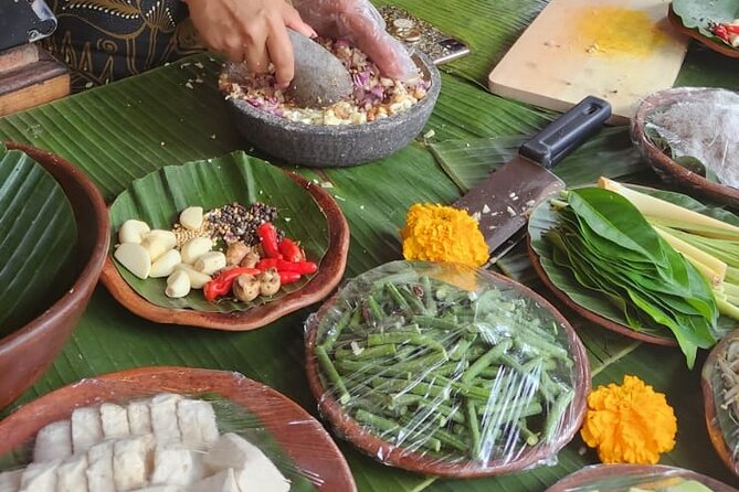 Traditional Balinese Cooking Class with Ubud Tour - A family-style Balinese day, not a quick demo
