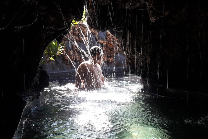 Ubud Hot Springs and Waterfall Private Guided Tour - Mount Batur buffet time: eating with the volcano and lake in the background