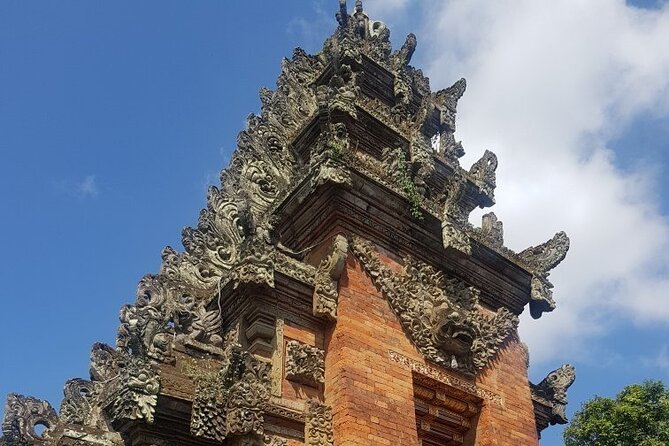 Ubud Kintamani Tour - Stop 5: Sacred Monkey Forest Sanctuary, Grey Macaques Up Close