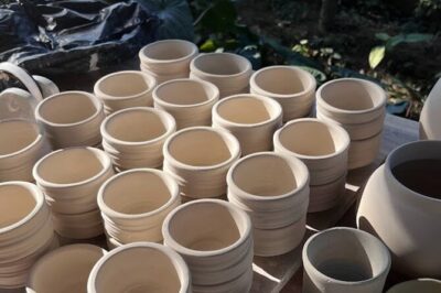 Ubud Pottery Ceramic Class in Bali - Hand building and wheel throwing, side by side