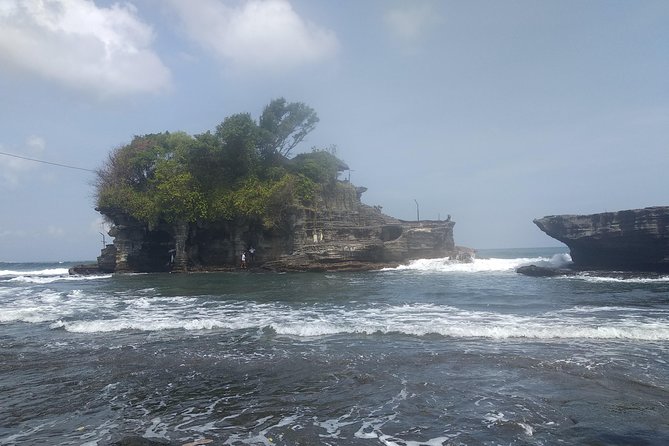 Ubud Private & Customize Day Tour - Local lunch at a warung: where the day gets real