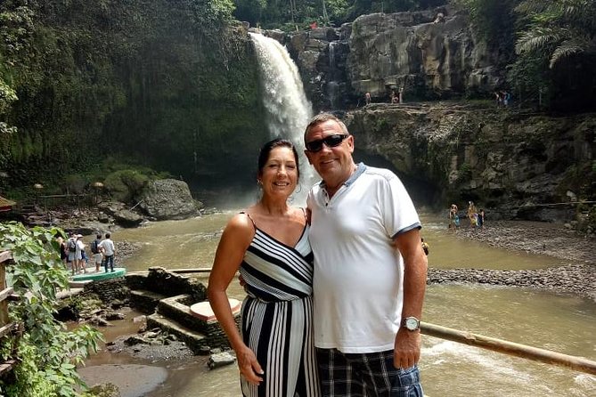 Ubud Tour Monkey Forest, Rice Terrace, Swing, Temple, Waterfall - Stop 3: Tirta Empul Temple and the holy spring shower pools