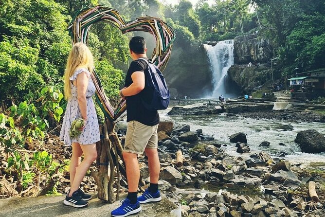Ubud Tour - Ubud Highlight - Private Tour All inclusive - Tirta Empul Temple: Sarong, Old Sacred Springs, and Purification Water