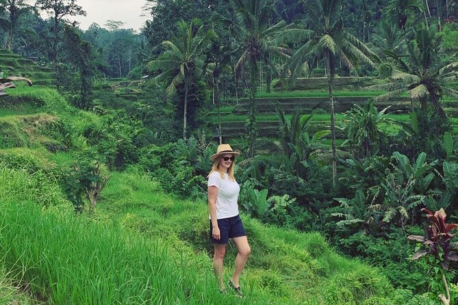 Ubud Tour - Ubud Highlight - Private Tour All inclusive - Tegenungan Waterfall: 15 Meters of Classic Ubud Nature