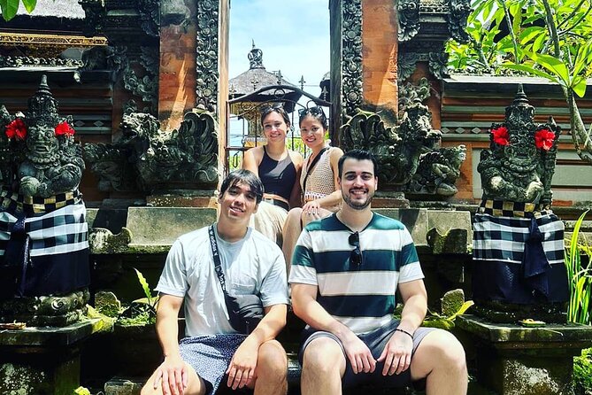 Ubud Wonderful Day Tour - Tegenungan Waterfall: the extra time for a real scenery break