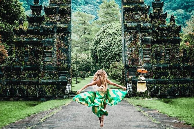 Ulun Danu Temple, Handara Gate, Wanagiri And Banyu Mala Waterfall - Key highlights you’ll feel right away