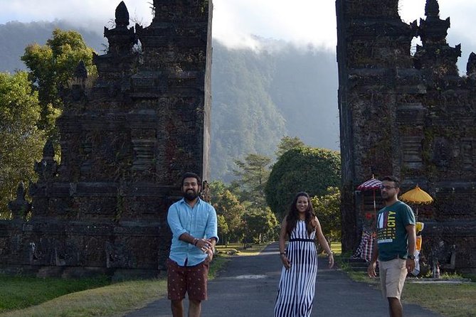 Ulun Danu Temple, Handara Gate, Wanagiri And Banyu Mala Waterfall - Your driver is the secret sauce: punctual, clear, and photo-helpful