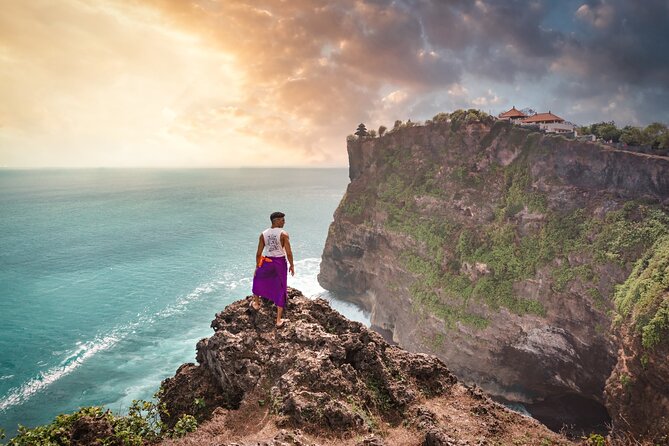 Uluwatu Cliff Temple sunset Tour with Kecak Show and Sea Food Dinner at Jimbaran Beach - Getting there: private pickup, a real schedule, and road time