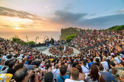 Uluwatu Kecak Tickets A Spectacular Show - Your Pre-Show Window at Uluwatu Temple: Use It for Views, Not Waiting