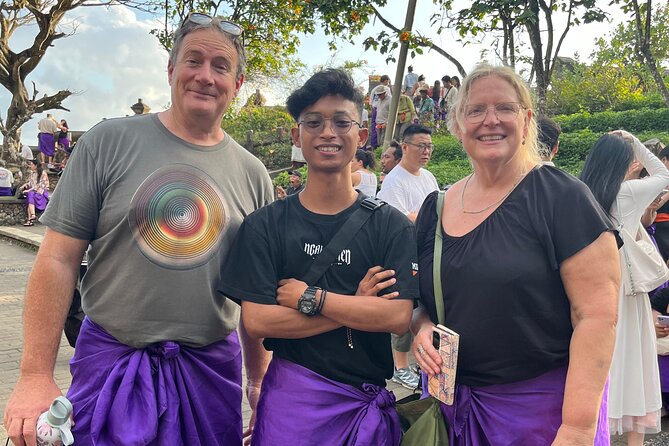 Uluwatu Temple Entrance & Kecak Dance Tickets - The Kecak Fire Dance: chanting, storytelling, and fire against the ocean
