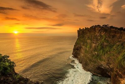 Uluwatu Temple Excursion - FREE WI-FI - Padang Padang Beach: short stay, big coastline energy