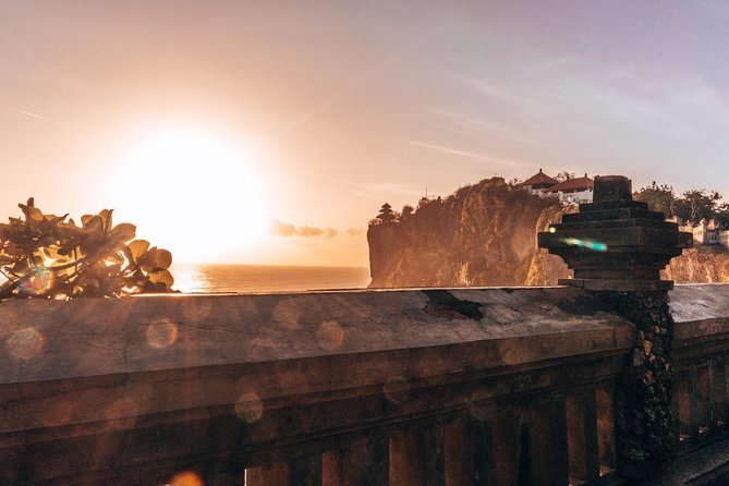 Uluwatu Temple & Kecak Fire Dance Tour - Sunset at Uluwatu Temple: Why This Timing Matters