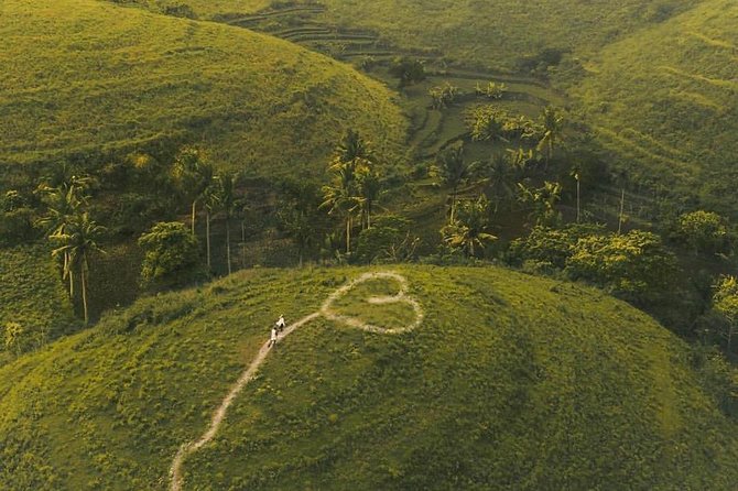 West And East Nusa Penida Tour,Depart From The Island of Bali - Stop 3: Pantai Diamond and the Thousand Islands view