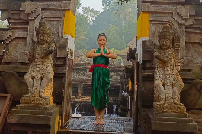 Wonderful of Ubud Private Guided Tour - The cultural opener: Barong & Kris Dance at Jambe Budaya